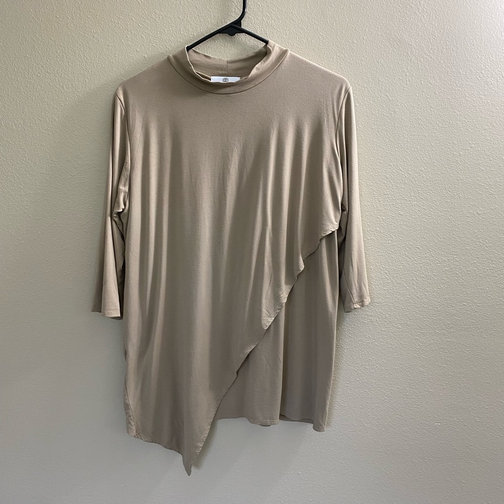 Used Ten Tomorrow Cocoa Gwen Top sz L